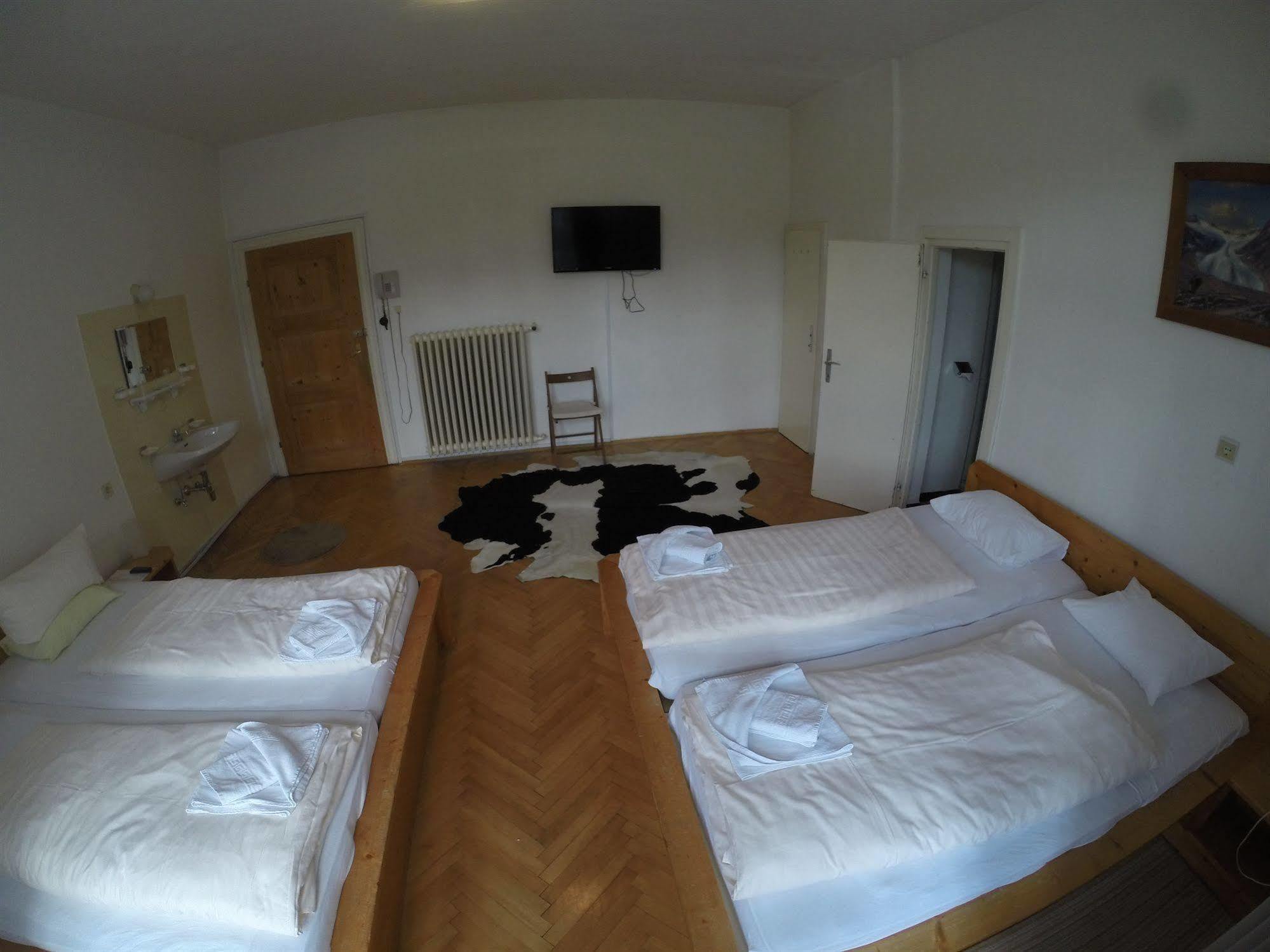 Hotel Gruberhof Innsbruck Igls B&B מראה חיצוני תמונה